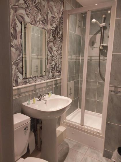East Claremont Guest House - image 10