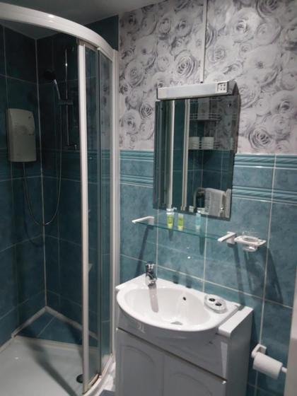 East Claremont Guest House - image 12