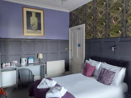 East Claremont Guest House - image 21