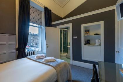 East Claremont Guest House - image 6