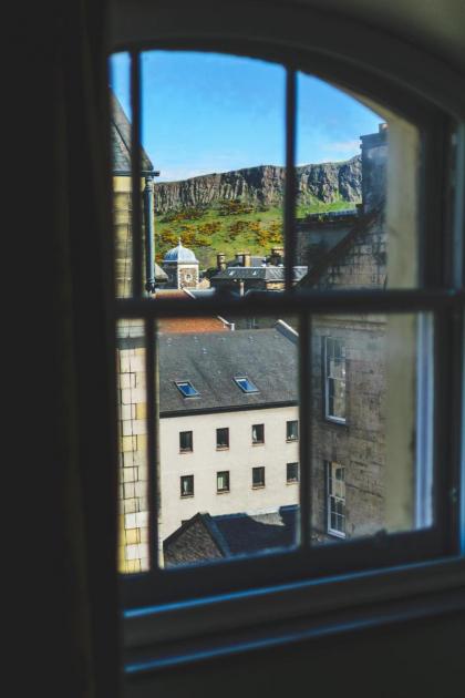 MONO Suites Old Town - image 13