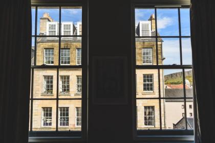 MONO Suites Old Town - image 19