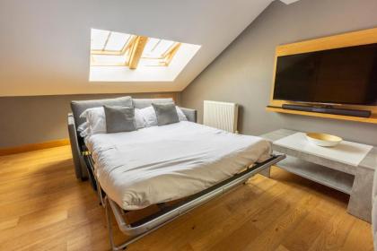 MONO Suites Old Town - image 24