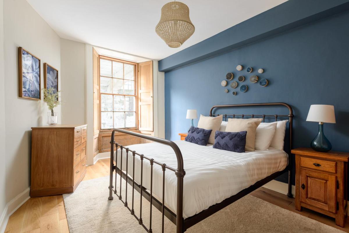 The Broughton St. Apartment (1BR) - New Town - main image