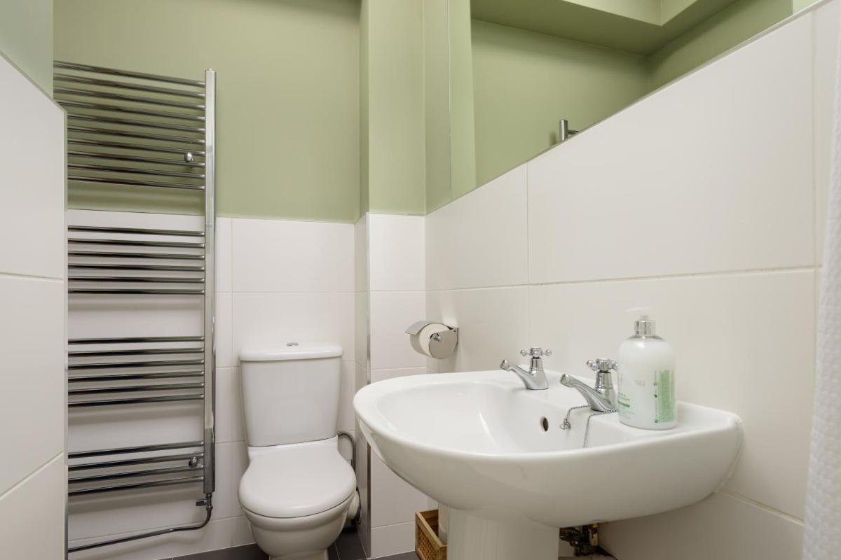 The Broughton St. Apartment (1BR) - New Town - image 6
