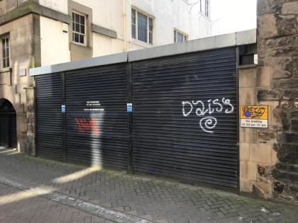 Edinburgh Deluxe Duplex with Garage - image 19