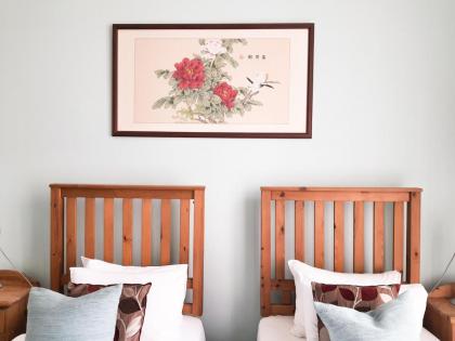 Stylish Central Edinburgh Apartment - image 12