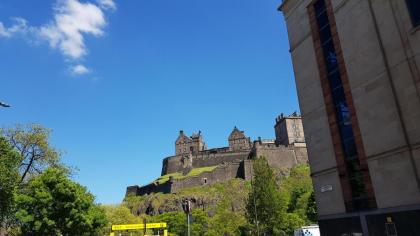 Stylish Central Edinburgh Apartment - image 27