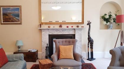 Stylish Central Edinburgh Apartment - image 4