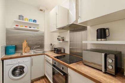 The London Road Apartment - 2BR/1BA - image 4