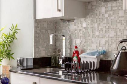 Converted Flat in Historic Building in Desirable New Town - image 3
