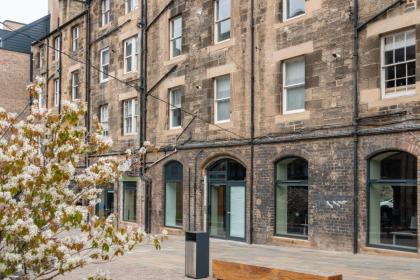 Charming Grassmarket 1 Bed Castle pad - image 29