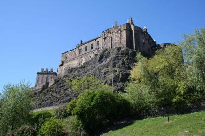 Charming Grassmarket 1 Bed Castle pad - image 4