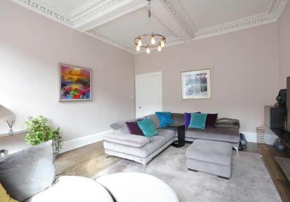 The East London Street Residence - image 3