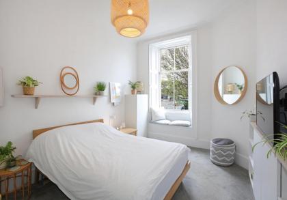 The East London Street Residence - image 9