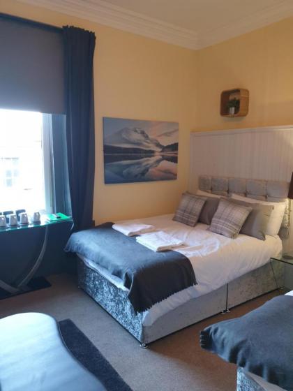 The Residence - 47 Minto St