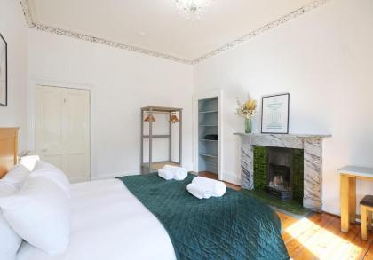 The Forrest Road Residence - image 11
