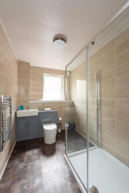 Ground Floor 2 Bed Flat Slateford - image 21