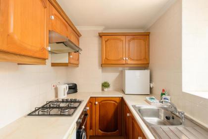 Cosy Dean Village Studio - image 3