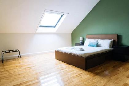 Grade A listed 2 Bedroom In Edinburgh - image 3