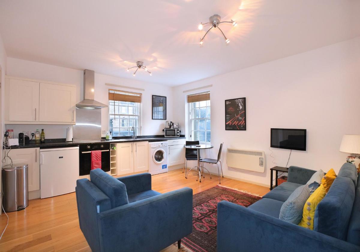 The Castle View Residence - main image