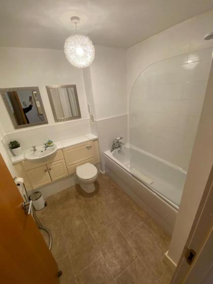 Hopetoun Apartment with free parking - image 10