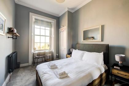 GuestReady - Superb family apt near Leith Walk - image 3