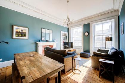 GuestReady - Superb family apt near Leith Walk - image 7