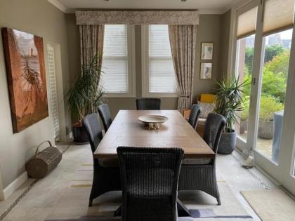 Braid Rd Stunning Villa - image 17