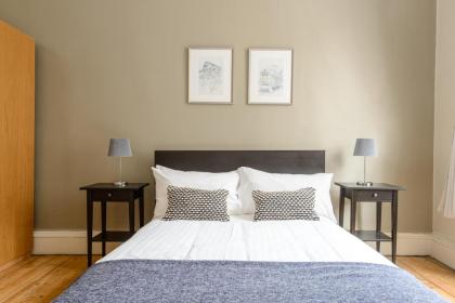 2 Bed Old Town Apartment - Next To Castle - image 17