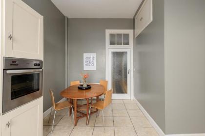 2 Bed Old Town Apartment - Next To Castle - image 8