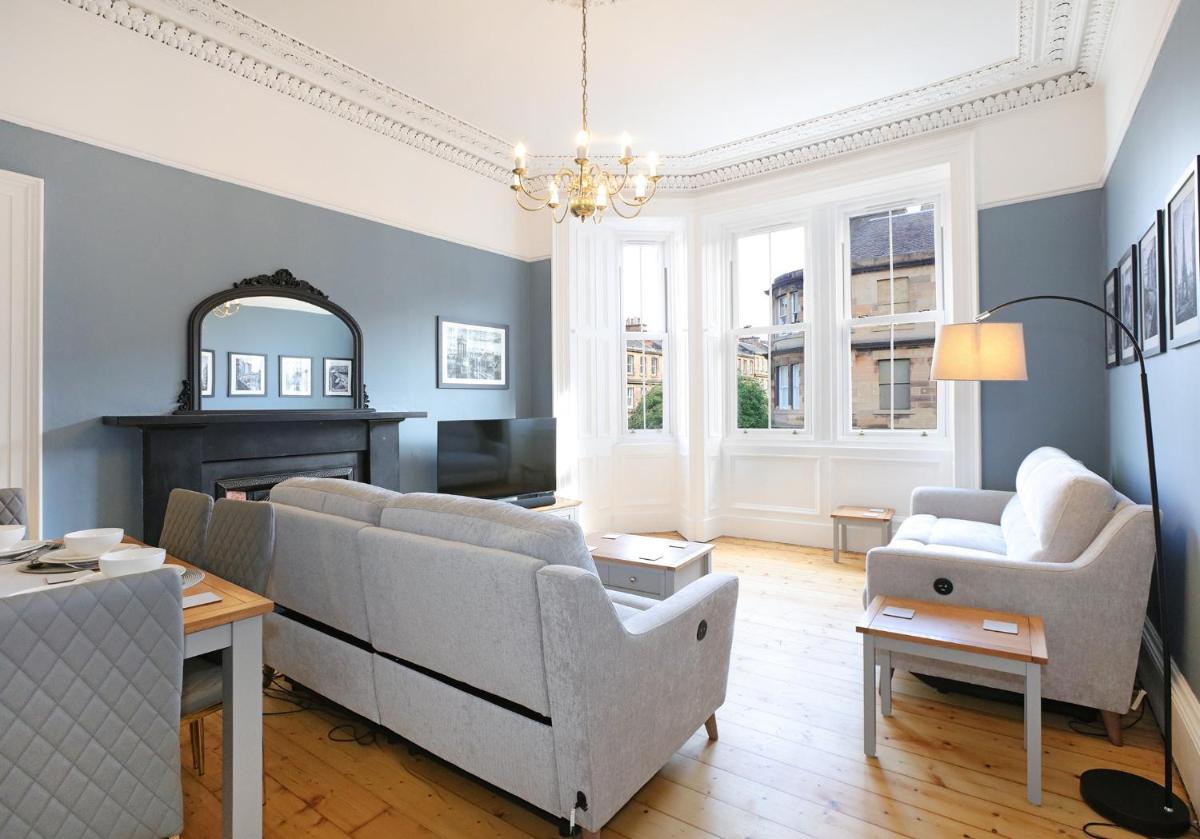 The Newington Residence - main image