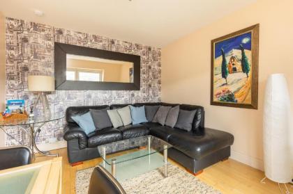 Amazing Castle View Apartment - image 14