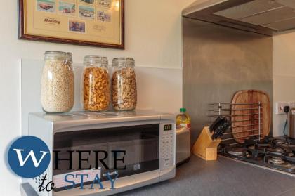 Lovely apartment by the Hillwood Park-Free Parking - image 20