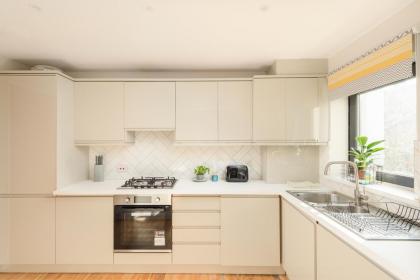 Modern Mews Apartment - New Town - image 2