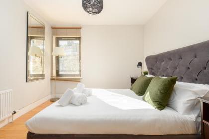 Modern Mews Apartment - New Town - image 7