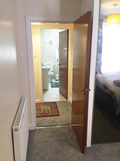 Lovely 3 Bedroom Serviced Flat in Dunbar - image 10