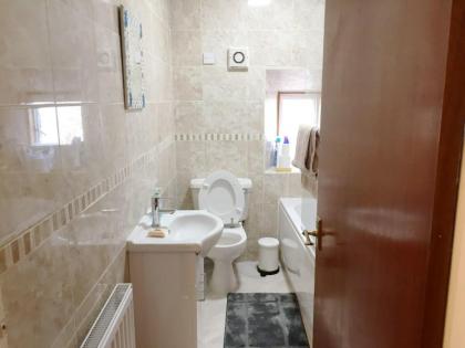 Lovely 3 Bedroom Serviced Flat in Dunbar - image 3