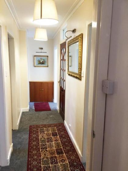 Lovely 3 Bedroom Serviced Flat in Dunbar - image 5