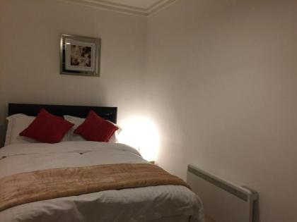 Beautiful 2 Bed Serviced Apartment in Dunbar - image 10