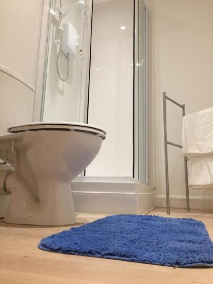 Beautiful 2 Bed Serviced Apartment in Dunbar - image 2