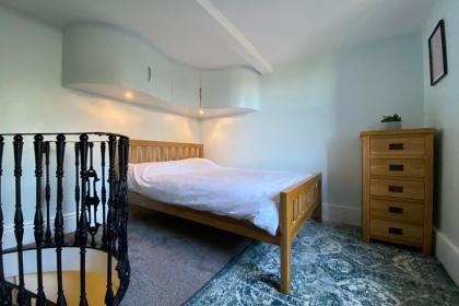 GuestReady - Charming flat in West End - image 2