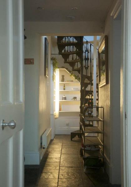 GuestReady - Charming flat in West End - image 7