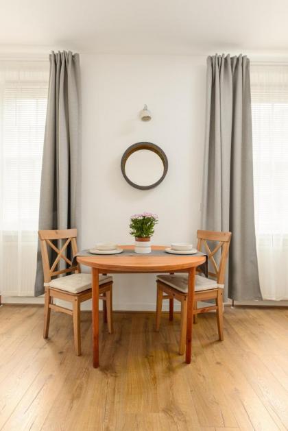 The Grassmarket Apartment - image 18