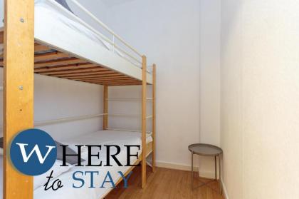 Delightful 2 bedroom apartment in Leith - image 19