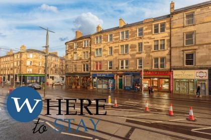 Delightful 2 bedroom apartment in Leith - image 4