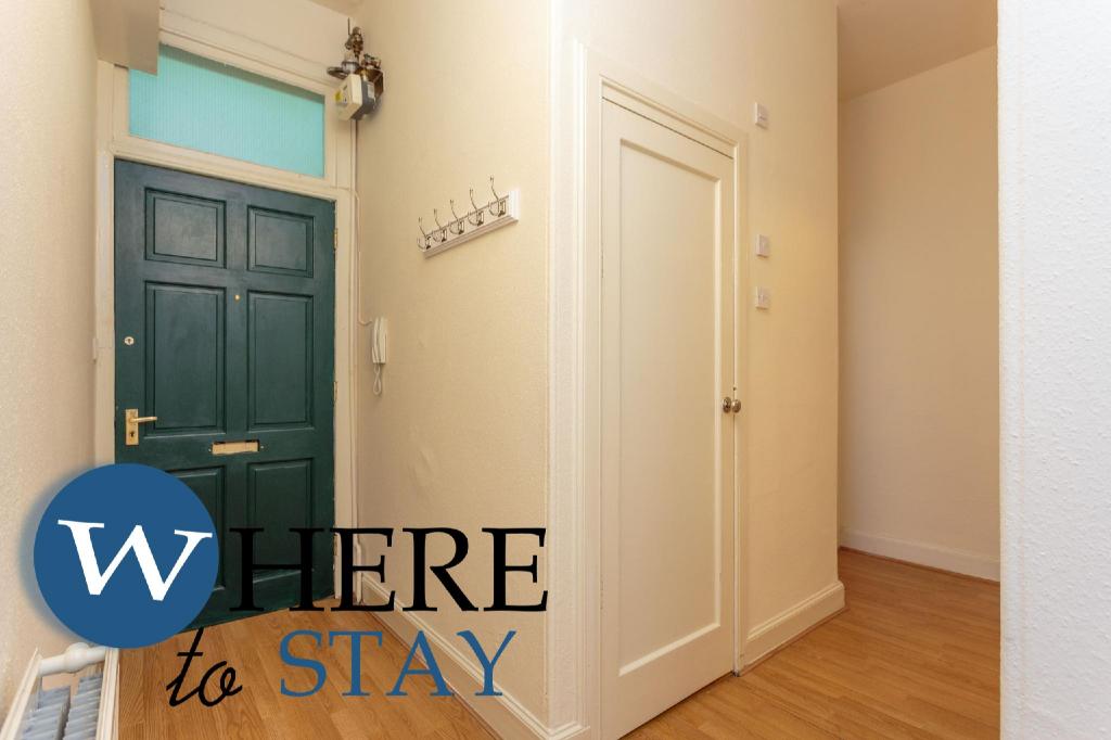 Delightful 2 bedroom apartment in Leith - image 5