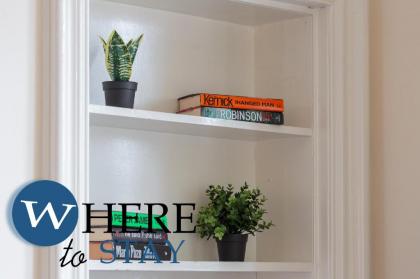 Delightful 2 bedroom apartment in Leith - image 9