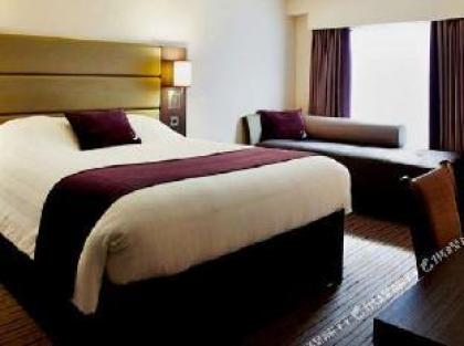 Premier Inn Edinburgh Park (Airport) - image 6