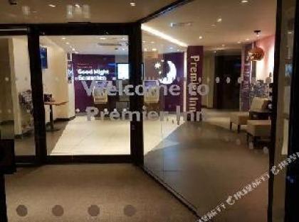 Premier Inn Edinburgh City Centre (York Place/St James Quarter) hotel - image 4